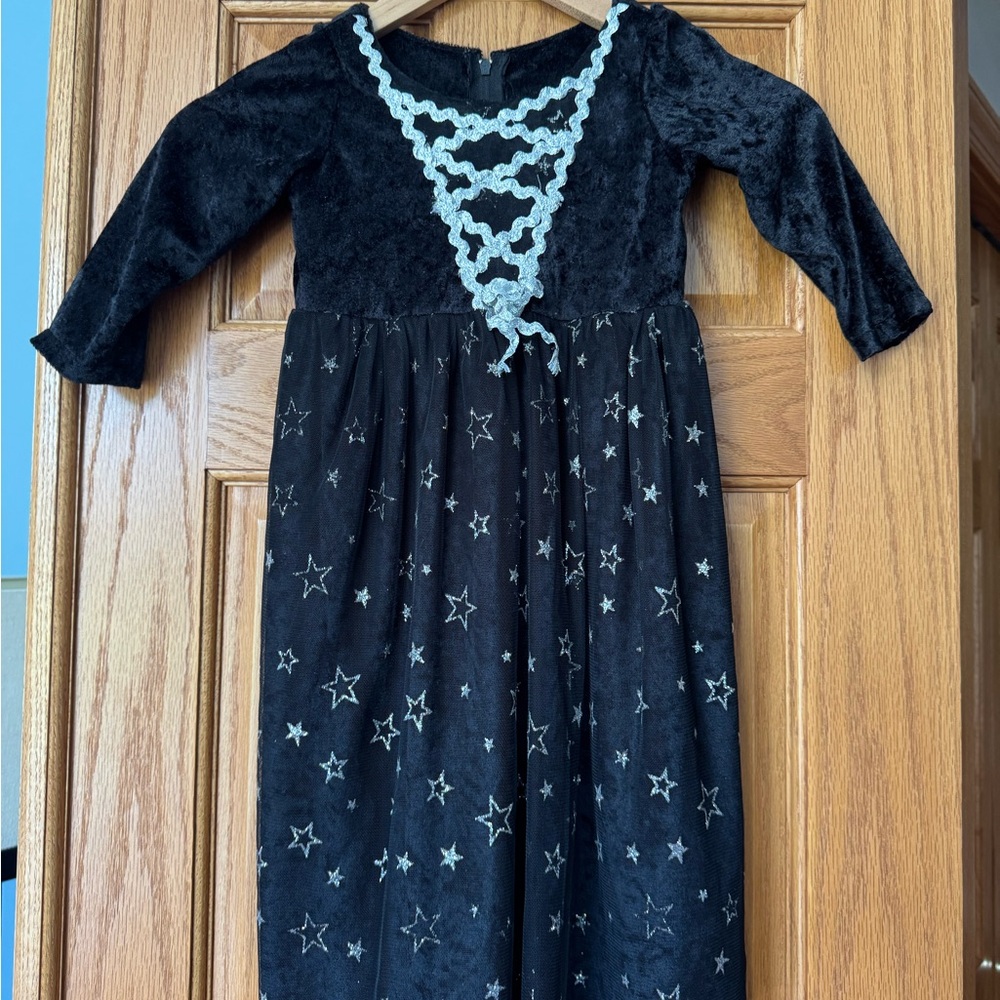 EUC Black Starry Dress with Lace Detail Size 3T/4T
